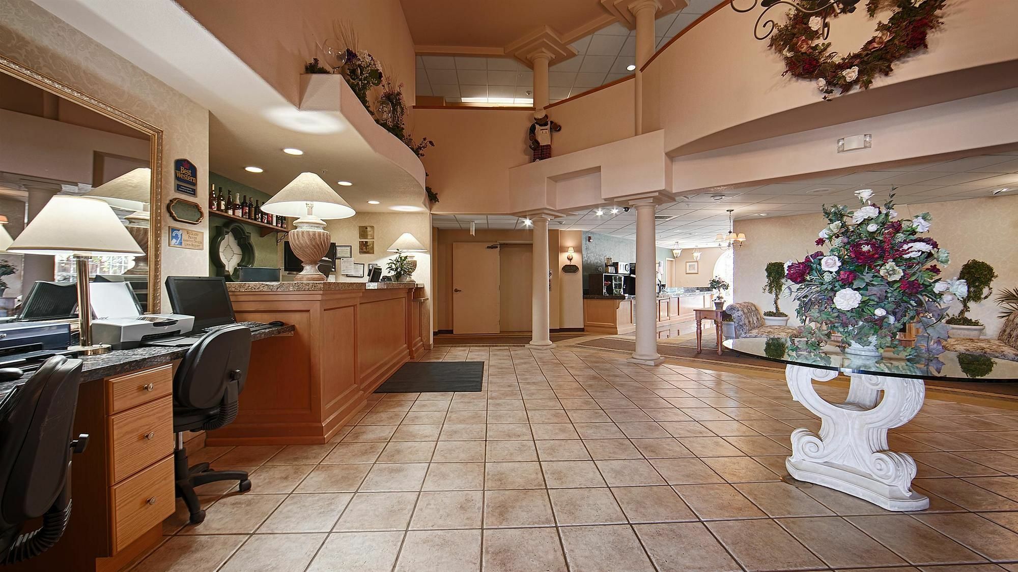 Best Western Plus Caldwell Inn&Suites Exterior foto